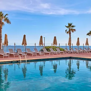 Universal Romantica Otel